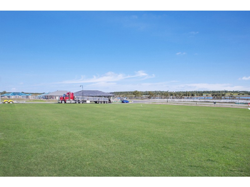 2203/26 Twister Street, Chisholm NSW 2322