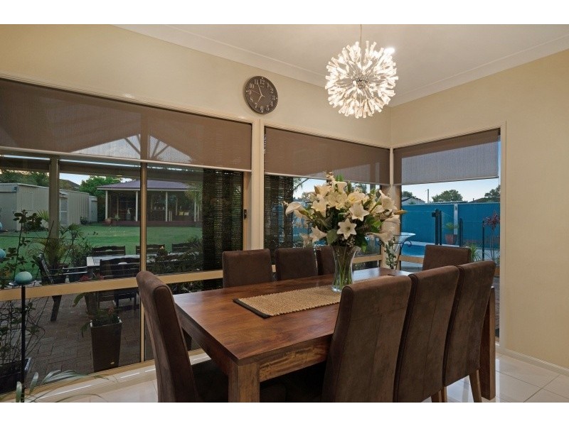 220 Somerset Drive, Thornton NSW 2322