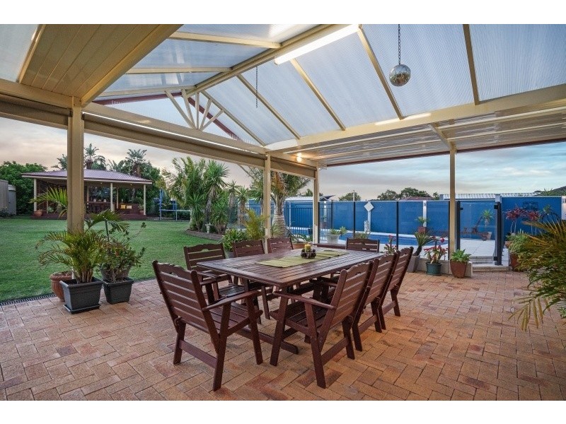 220 Somerset Drive, Thornton NSW 2322