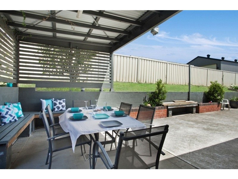 2 Linwood Close, Bolwarra Heights NSW 2320