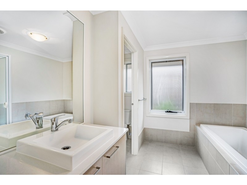 25 Mistfly Street, Chisholm NSW 2322