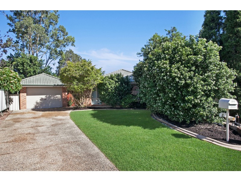8 Dobell Place, Metford NSW 2323