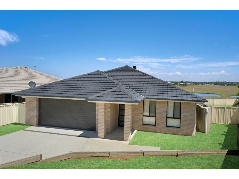 13 Andrew Court, Rutherford NSW 2320