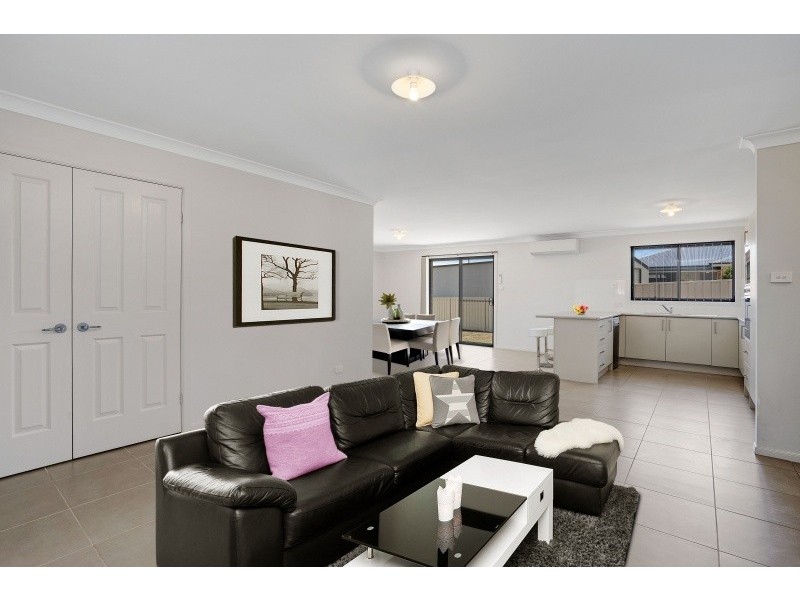 13 Andrew Court, Rutherford NSW 2320