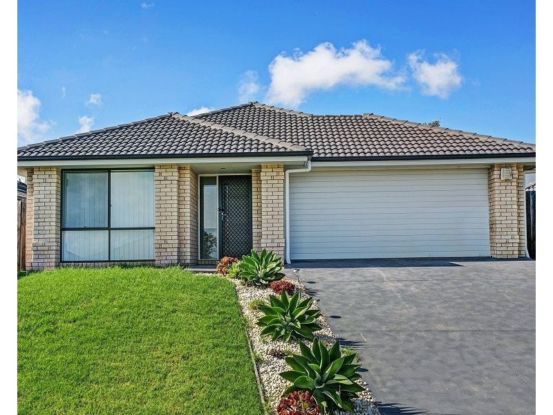 15 Grasshawk Drive, Chisholm NSW 2322