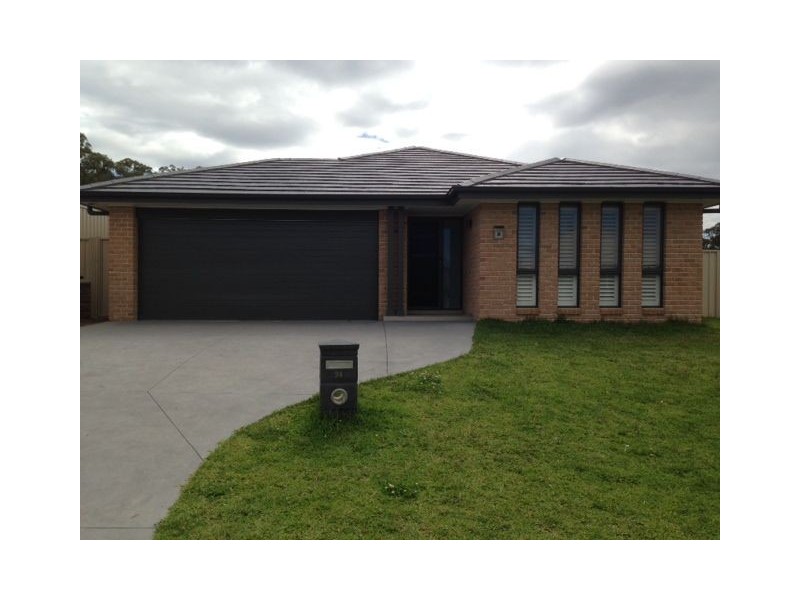 24 Upington Drive, East Maitland NSW 2323