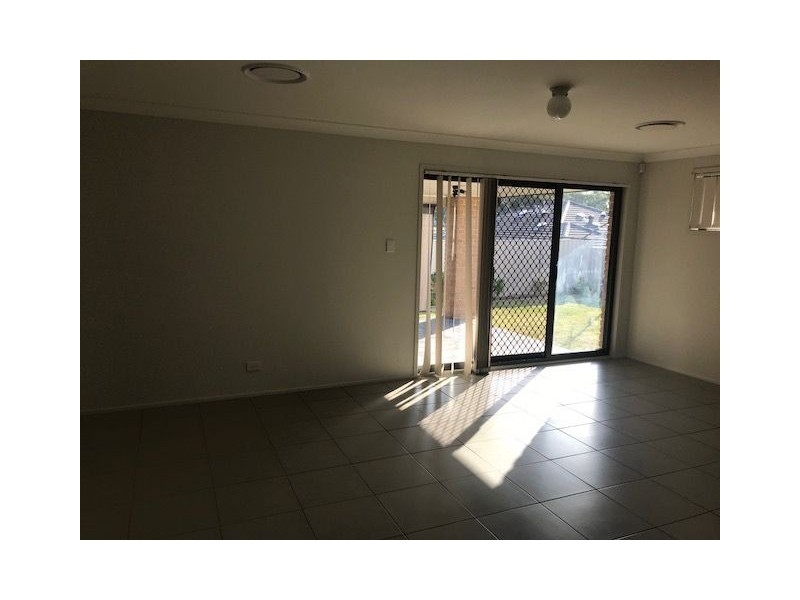 24 Upington Drive, East Maitland NSW 2323