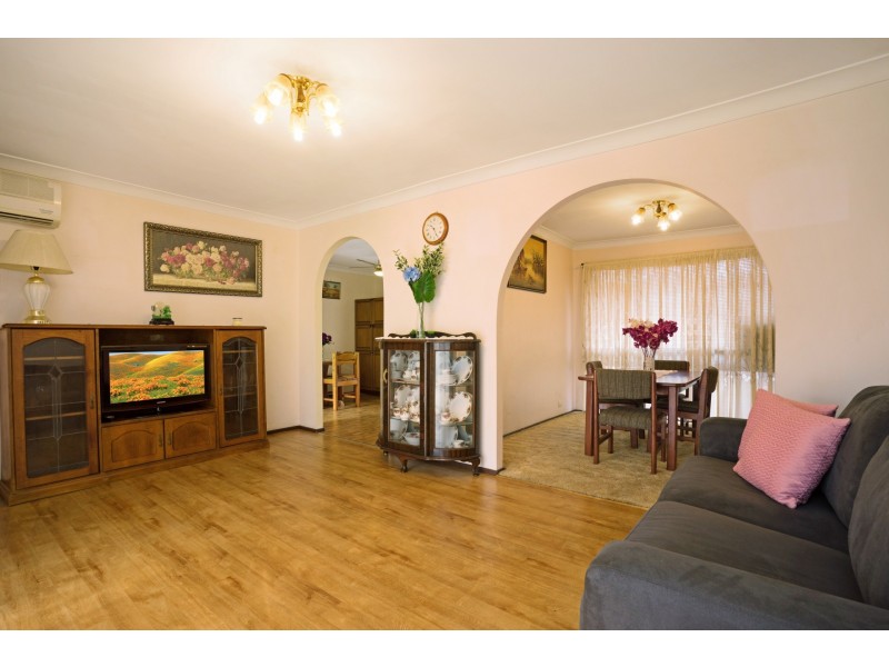9 Bunbury Street, Thornton NSW 2322