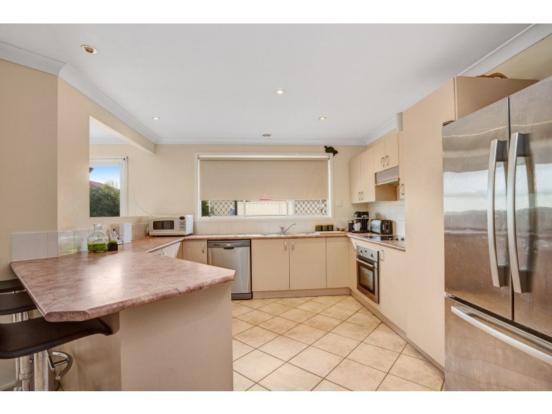 2 Brentwood Terrace, Thornton NSW 2322