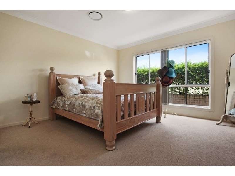 2 Amber Grove, Bolwarra Heights NSW 2320