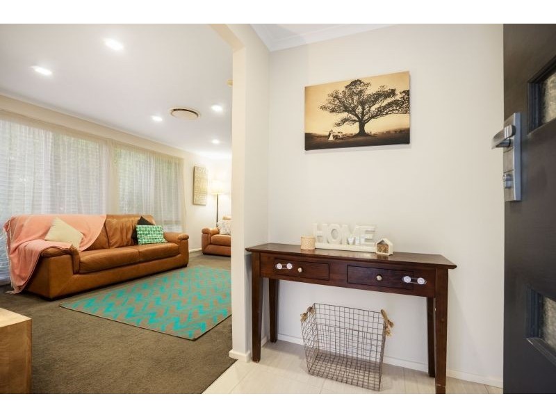 2 Batman Close, Thornton NSW 2322