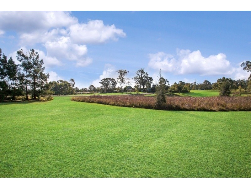 1 Reynolds Close, Duns Creek NSW 2321