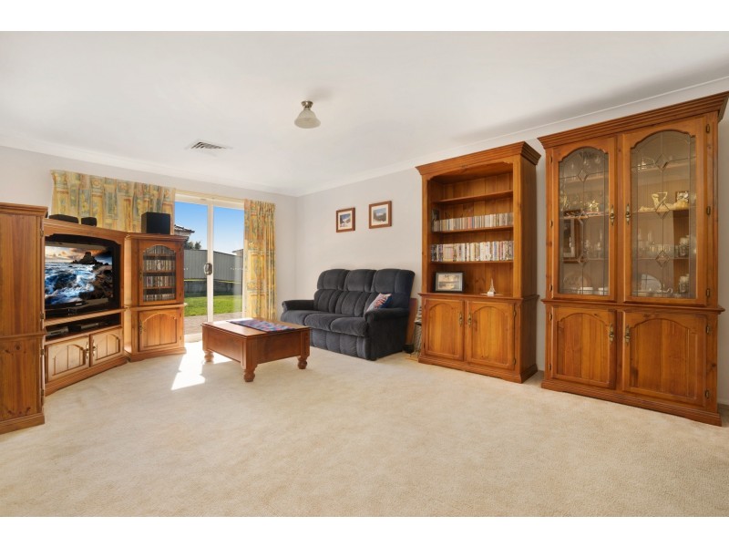 27 Lemonwood Circuit, Thornton NSW 2322