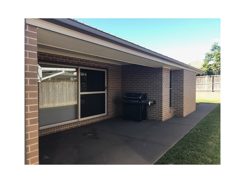 9 Grasshawk Drive, Chisholm NSW 2322