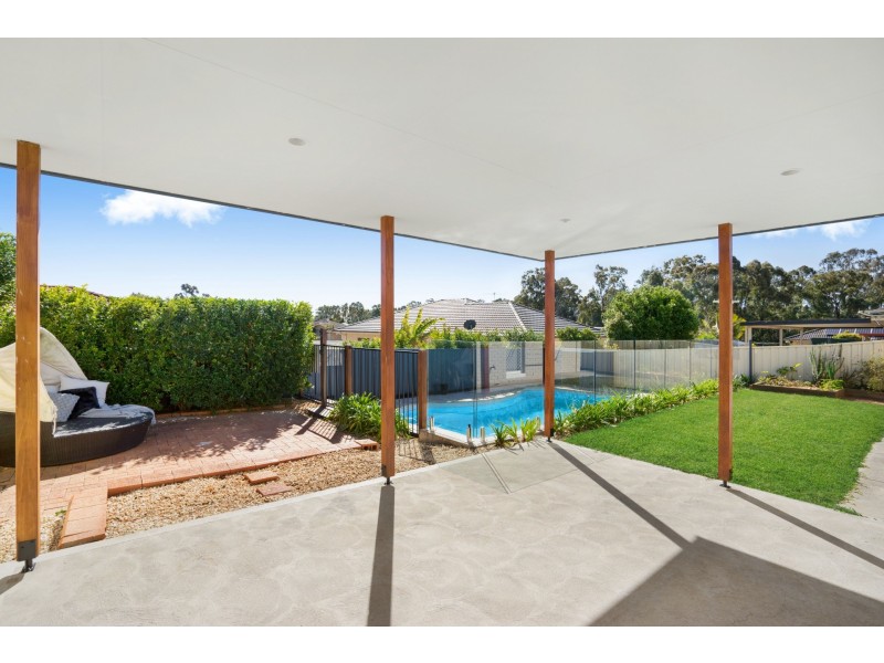 12 Coburn Circuit, Metford NSW 2323
