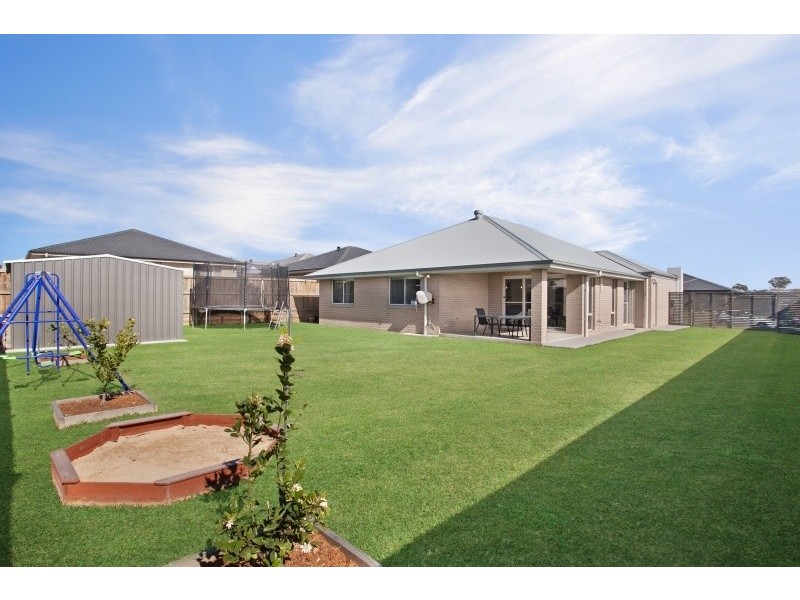 5 Threadtail Street, Chisholm NSW 2322