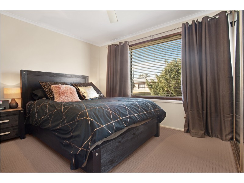 8 Malthus Close, Thornton NSW 2322