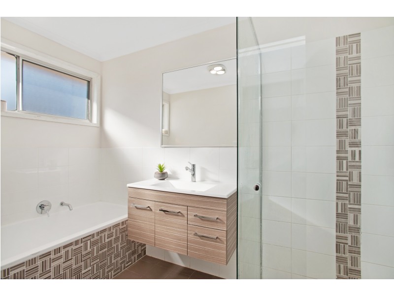 8 Malthus Close, Thornton NSW 2322