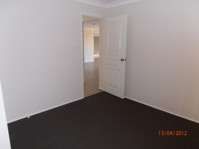 12 Laurina Avenue, Thornton NSW 2322