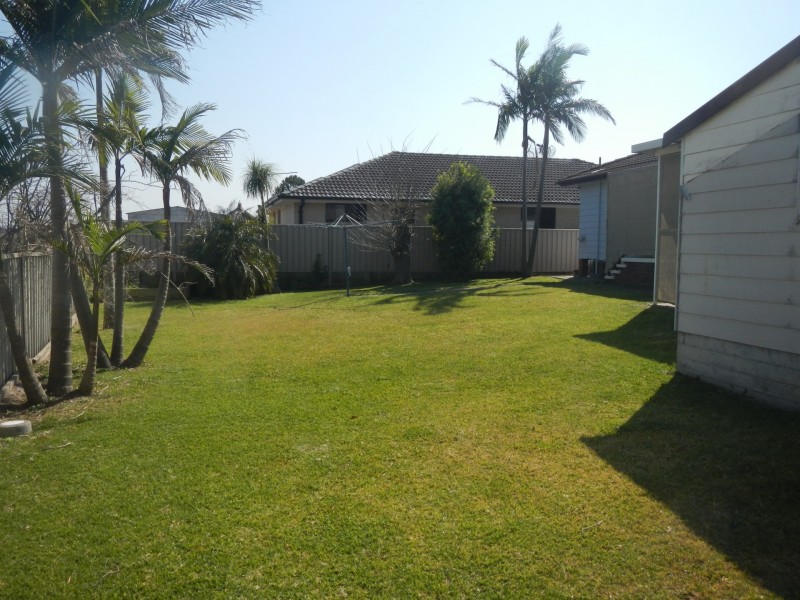 28 Michael Hill Avenue, Woodberry NSW 2322