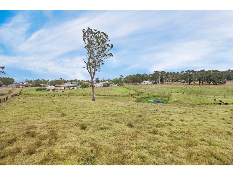 5 Metford Road, Tenambit NSW 2323