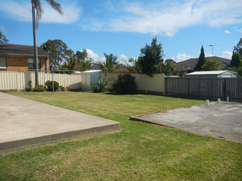 7 Barlow Close, Thornton NSW 2322