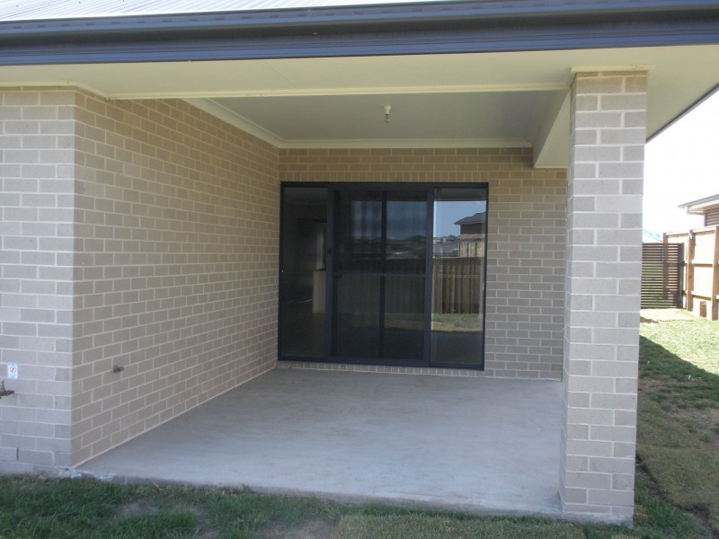 12 Pondsitter Street, Chisholm NSW 2322