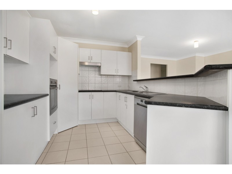 54 Canterbury Drive, Raworth NSW 2321