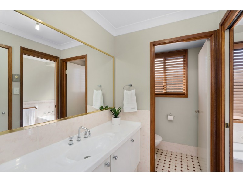 54 Welwin Crescent, Thornton NSW 2322