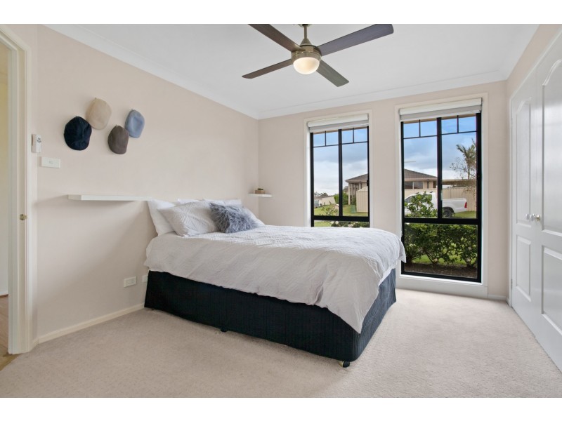 13 Parkside Crescent, Thornton NSW 2322