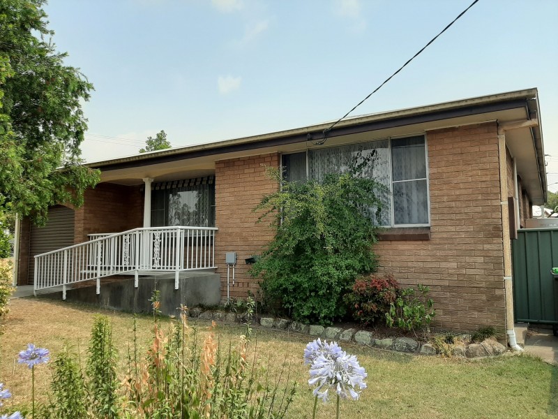 2 Raymond Terrace Road, East Maitland NSW 2323