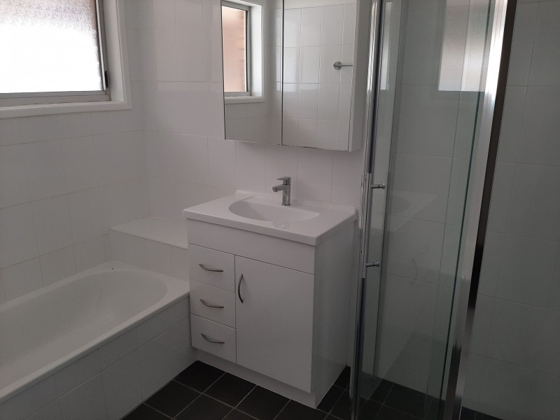 2 Raymond Terrace Road, East Maitland NSW 2323