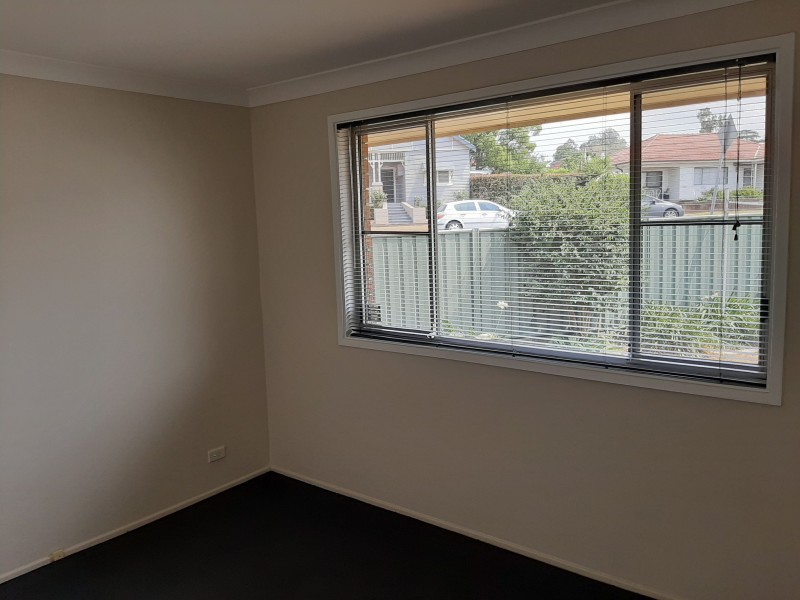 2 Raymond Terrace Road, East Maitland NSW 2323