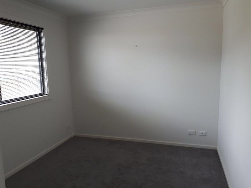 2/10 Clara Street, East Maitland NSW 2323