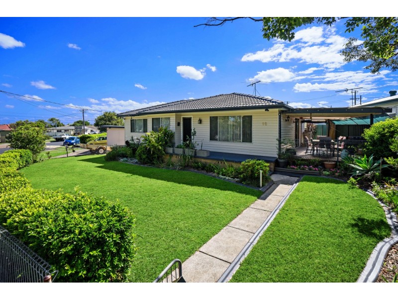 82 Kookaburra Parade, Woodberry NSW 2322