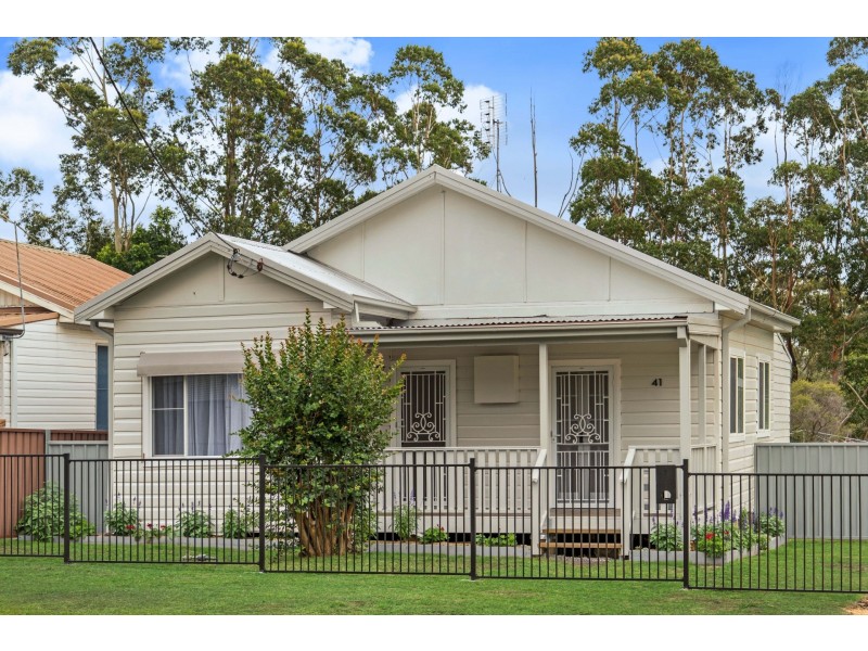 41 Addison Street, Beresfield NSW 2322