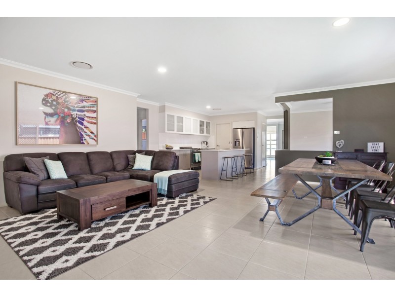 29 Billabong Parade, Chisholm NSW 2322