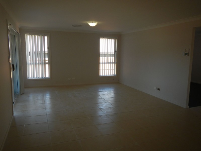 10 Mountain Street, Chisholm NSW 2322