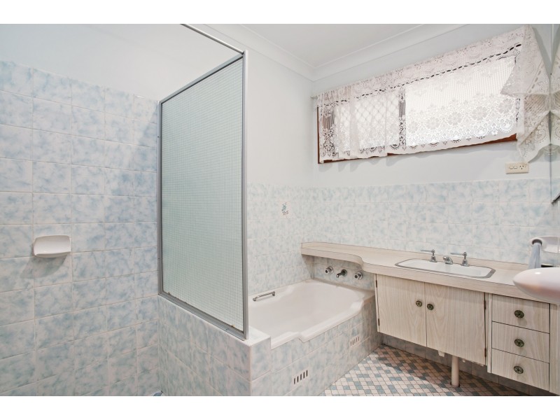 39 Porter Avenue, East Maitland NSW 2323