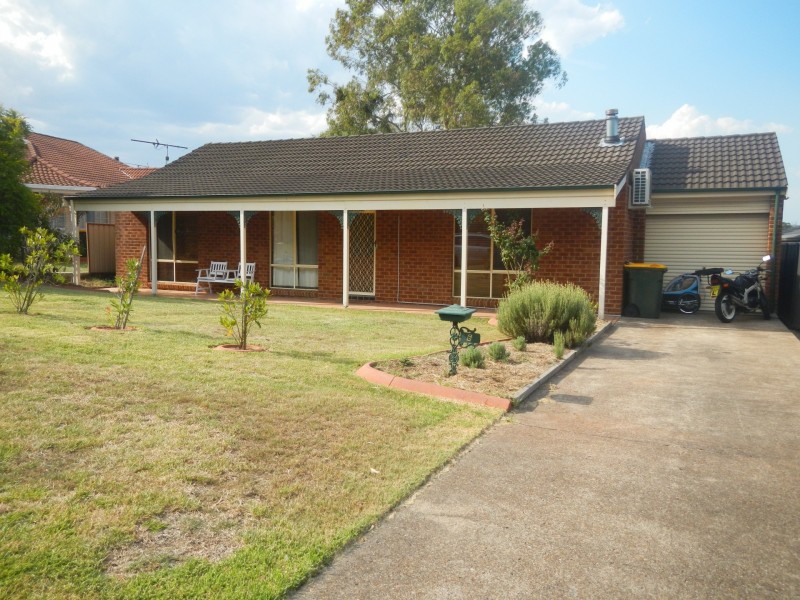 6 Elizabeth Close, Thornton NSW 2322