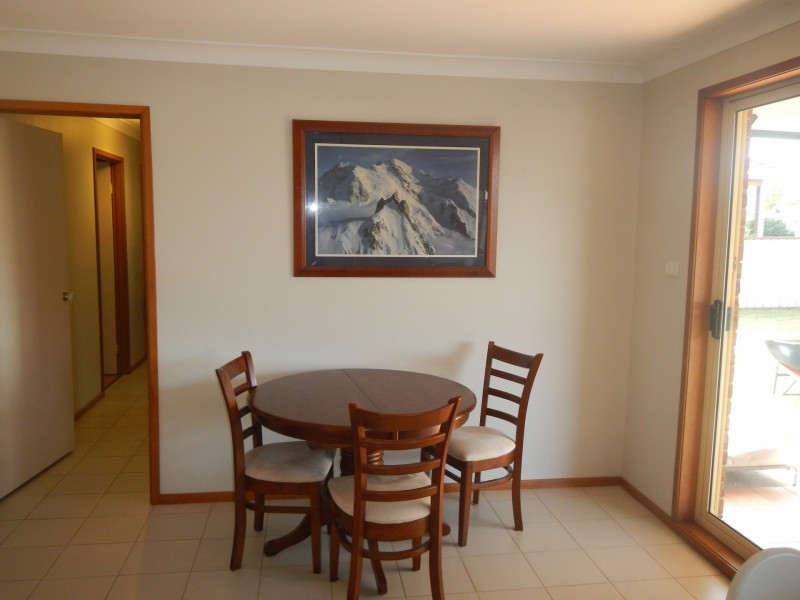 6 Elizabeth Close, Thornton NSW 2322