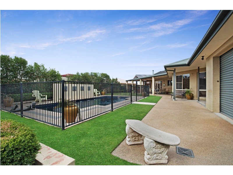 5 Campbell Close, East Maitland NSW 2323