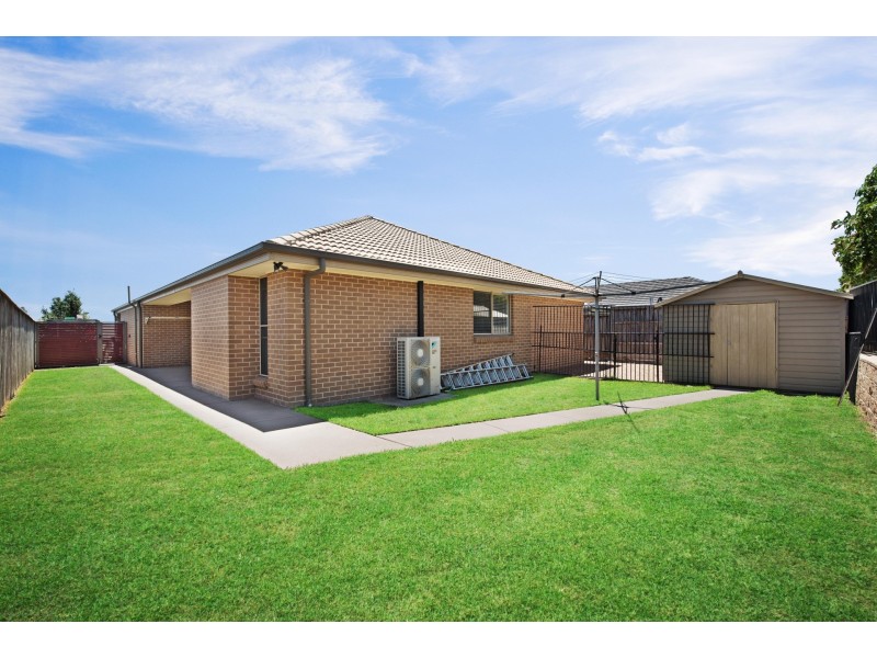 9 Grasshawk Drive, Chisholm NSW 2322