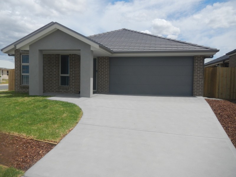 23 Barr Promenade, Thornton NSW 2322