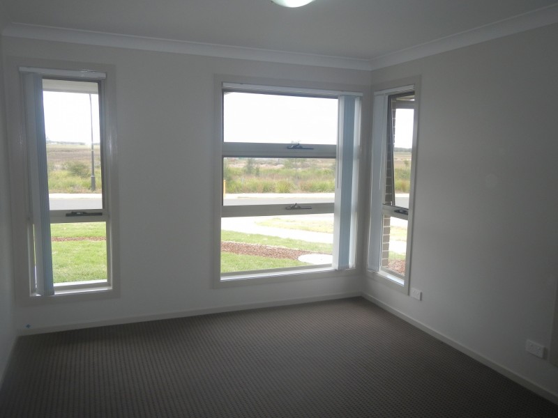 23 Barr Promenade, Thornton NSW 2322