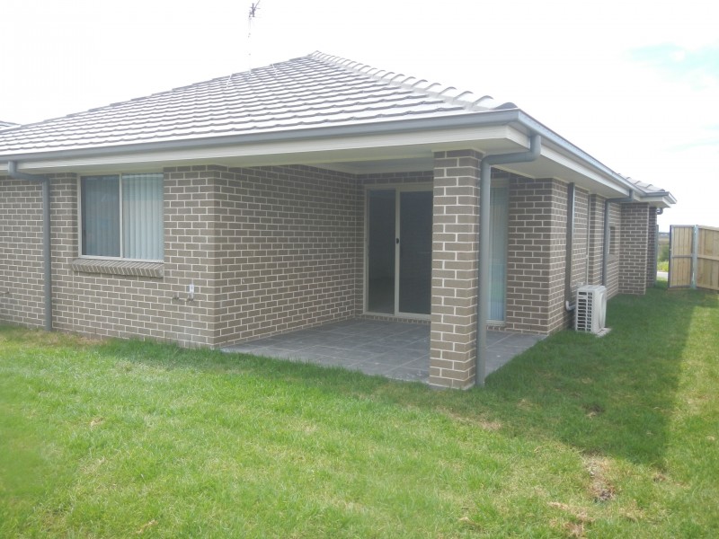 23 Barr Promenade, Thornton NSW 2322