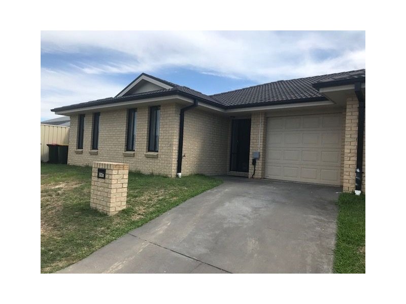 1/29 Strutt Crescent, Metford NSW 2323