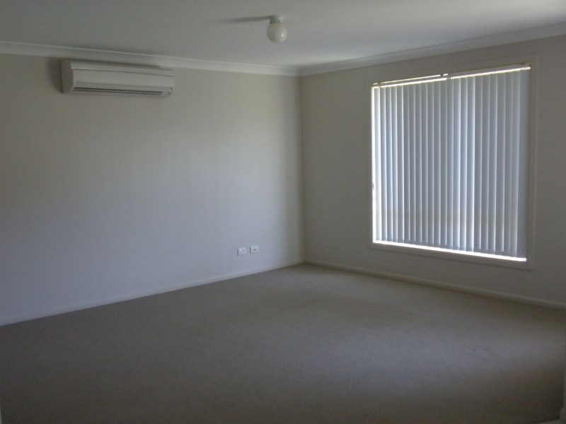 1/29 Strutt Crescent, Metford NSW 2323