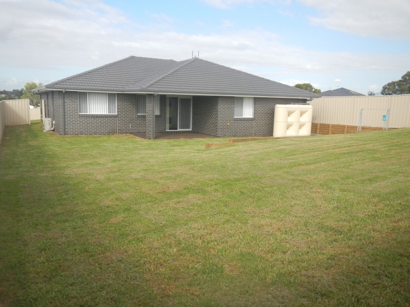 27 Ellie Avenue, Raworth NSW 2321