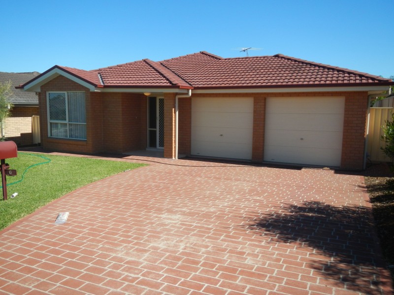 6 Manning Ave, Rutherford NSW 2320